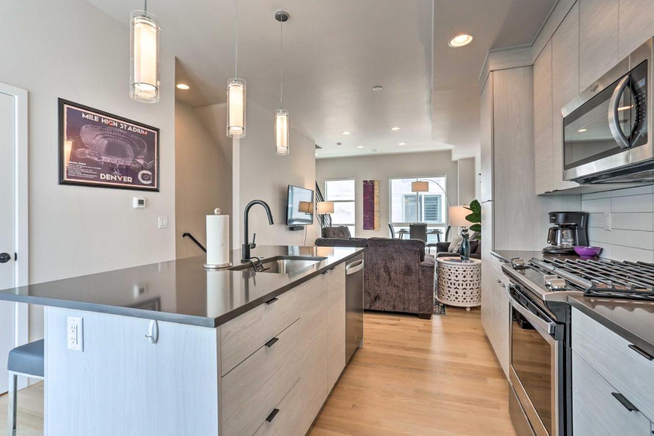 Trendy Denver Townhome - Walk To Mile High Stadium 외부 사진